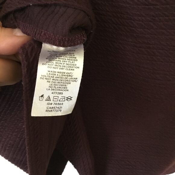 Ann Taylor Plum Pearls Detailed Neckline Tank Top - Picture 4 of 9